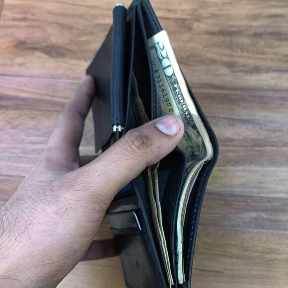 Genuine Leather Money Clip Wallet, Slim Bifold Card Holder - Picture 2 of 9